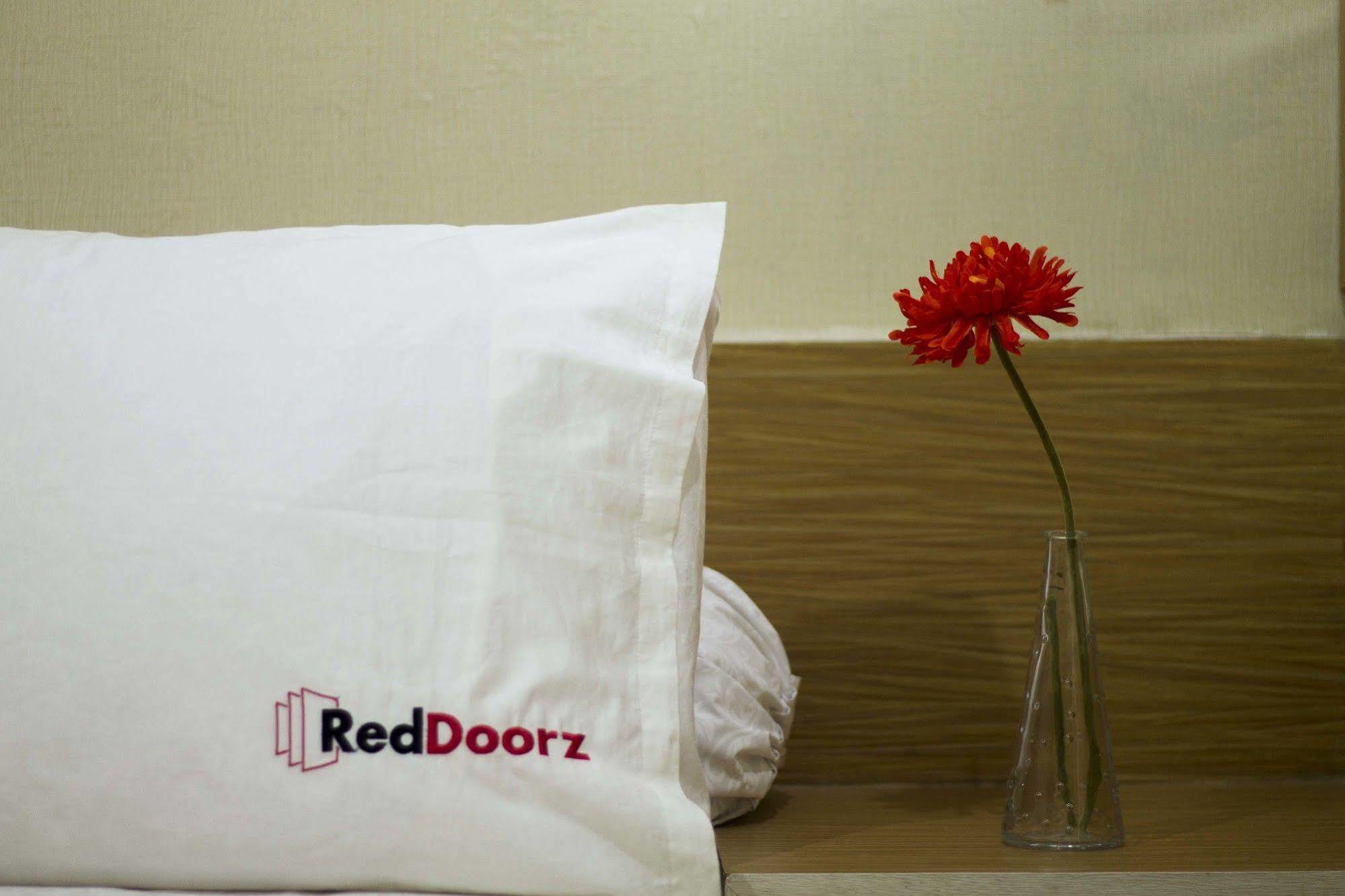 Reddoorz @ Setrasari Wisma tamu Bandung